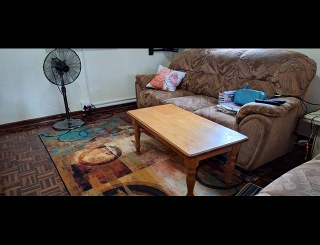 3 BEDROOM HOUSE FOR SALE IN CRAIGIEBURN